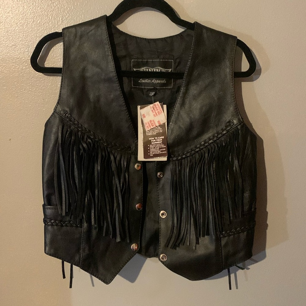 Women’s leather vest